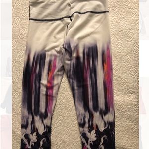 Lululemon Capri workout leggings